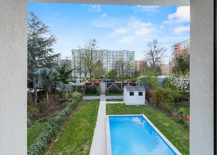 Villa Jaeger Mit Pool In Vienna